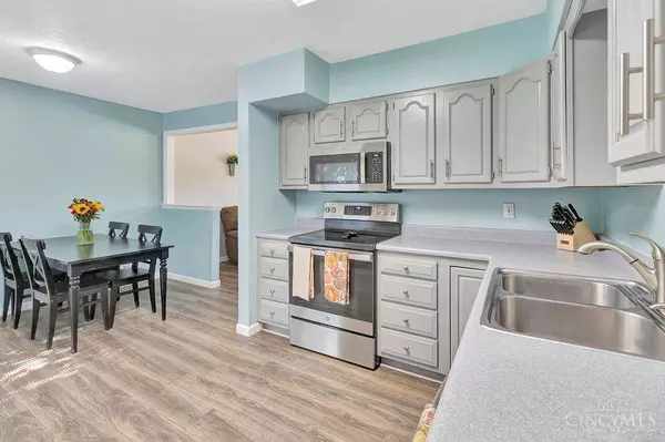 424 Rockford Dr, Hamilton, OH 45013