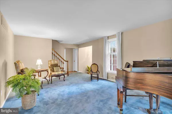 103 WESTON DR, Cherry Hill, NJ 08003