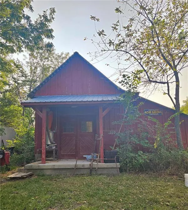 4285 Virginia RD, Wellsville, KS 66092