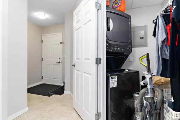 #301 622 MCALLISTER LO SW, Edmonton, AB T6W 1N2