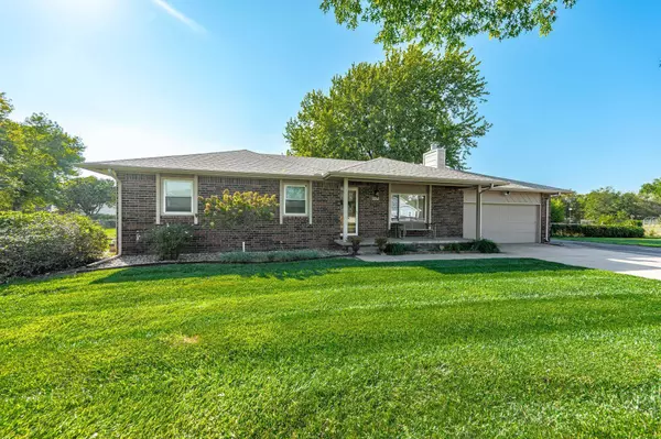 5529 N Charles St, Wichita, KS 67204