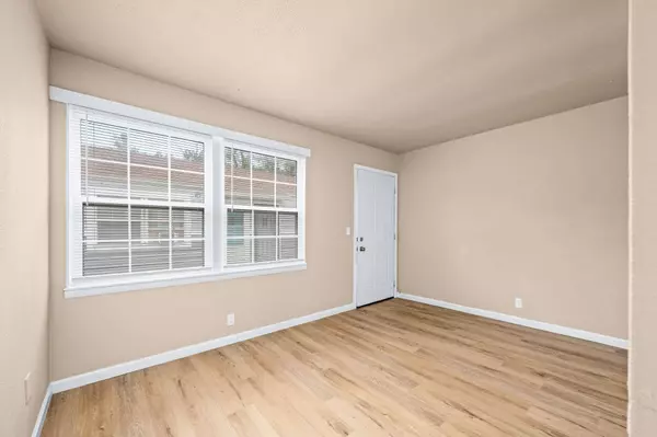 2529-2560 N Park Place, Wichita, KS 67204