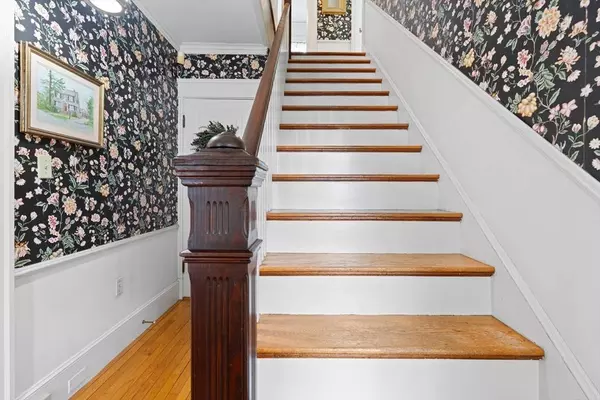 135 Haverhill St, Andover, MA 01810