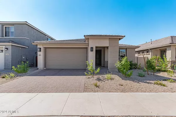 1945 W BRAMBLE BERRY Lane, Phoenix, AZ 85085