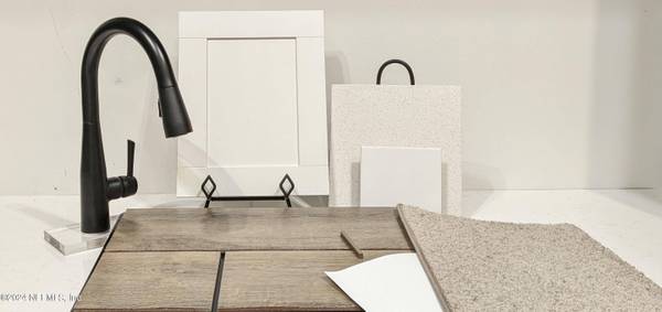 8213 CEDAR RUN LN, Jacksonville, FL 32220