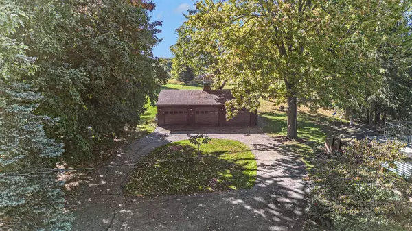 3000 Lake Michigan NW Drive, Grand Rapids, MI 49504