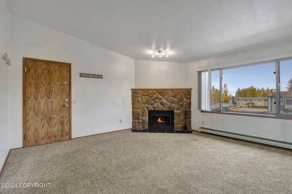 241 McCarrey ST 18B, Anchorage, AK 99508