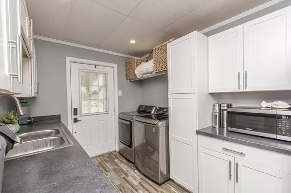 504 Waddell St, Greenfield, OH 45123