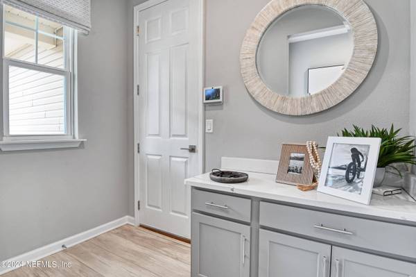 8221 CEDAR RUN LN, Jacksonville, FL 32220