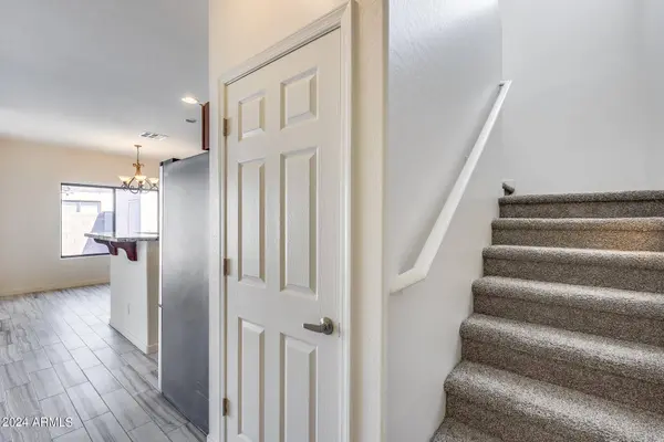 2174 E GREENLEE Avenue, Apache Junction, AZ 85119