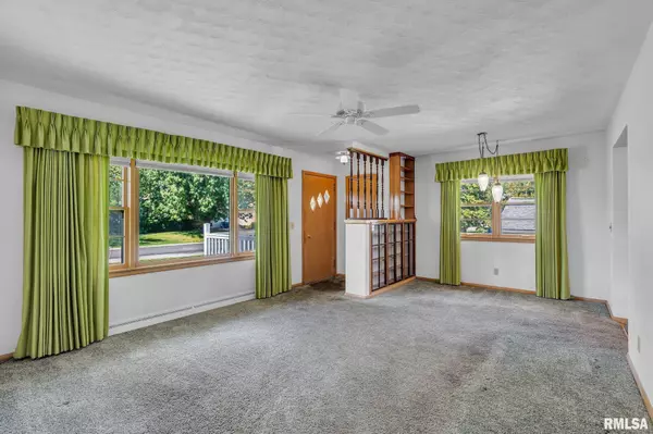 1621 14TH ST, Silvis, IL 61282