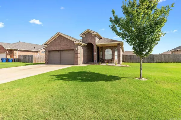 2406 Toccata Lane, Cabot, AR 72023