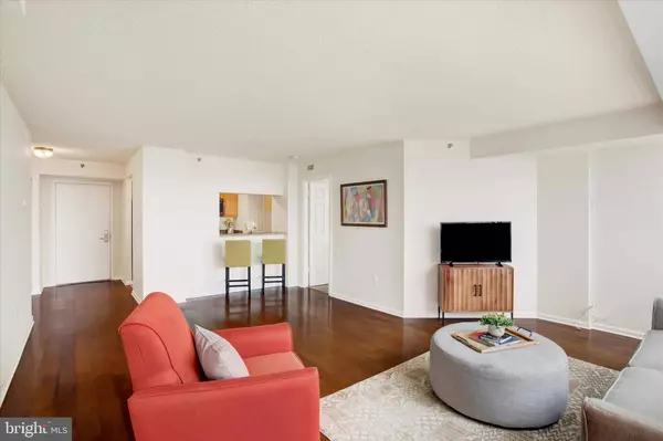 10101 GROSVENOR PL #1915, Rockville, MD 20852