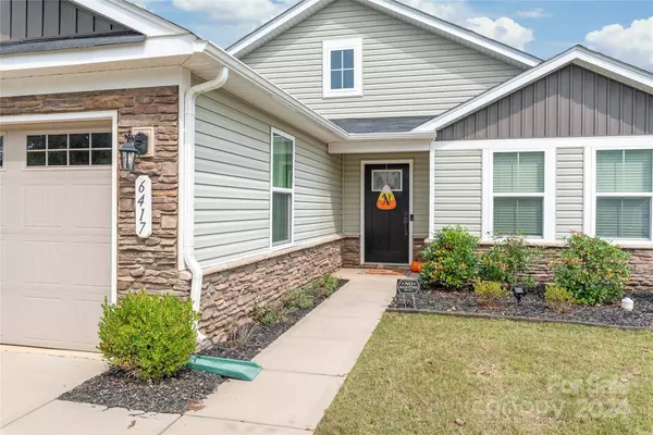 6417 Brawley Ann DR, Charlotte, NC 28215