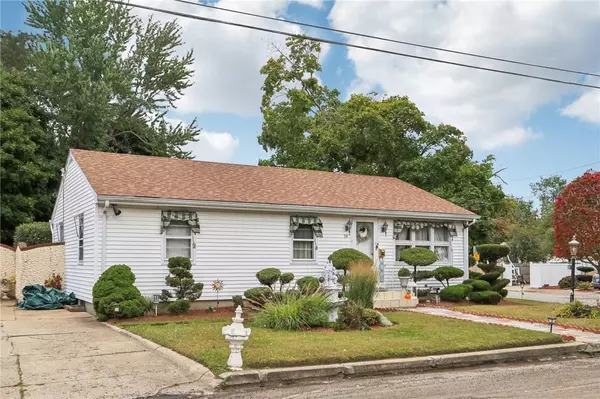 54 Speck AVE, Cranston, RI 02910