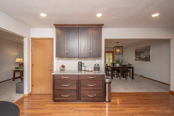 4904 Hickory Woods Trl, Dayton, OH 45432