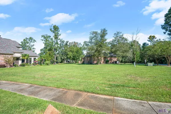 19669 RIVER BREEZE, Baton Rouge, LA 70816