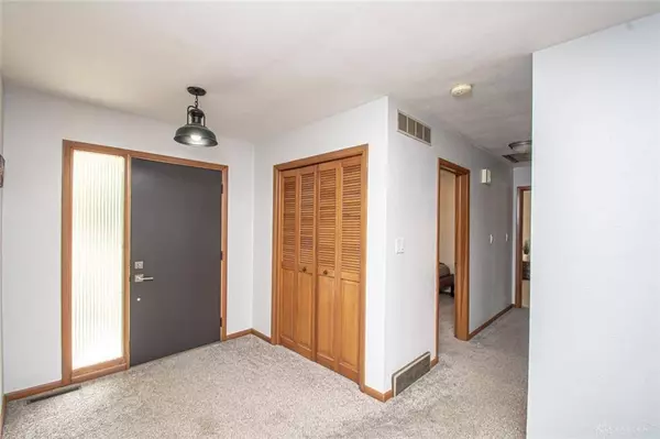 4904 Hickory Woods Trail, Dayton, OH 45432