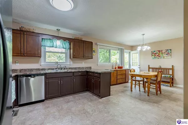 3040 Liberty Street, Radcliff, KY 40160