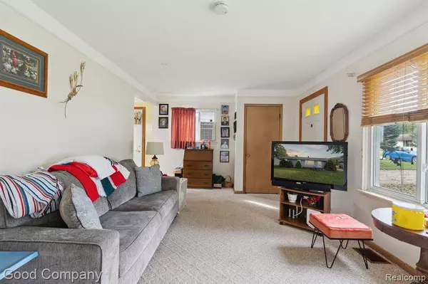 53130 LUANN Drive, Shelby Twp, MI 48316