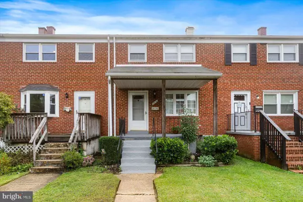 1515 NICOLAY WAY, Essex, MD 21221