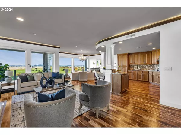 5433 SE SCENIC LN, Vancouver, WA 98661