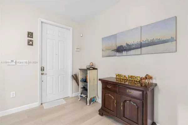 23132 SW 104th ct, Cutler Bay, FL 33190