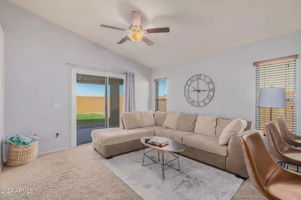 21830 N LILES Lane, Maricopa, AZ 85138