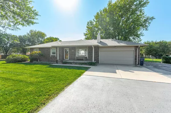 5529 N Charles St, Wichita, KS 67204