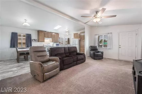 3569 Lost Hills Drive, Las Vegas, NV 89122