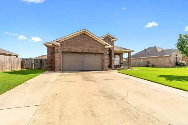 2406 Toccata Lane, Cabot, AR 72023