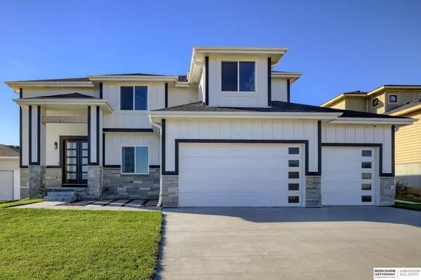 16621 Gilder Avenue, Bennington, NE 68007