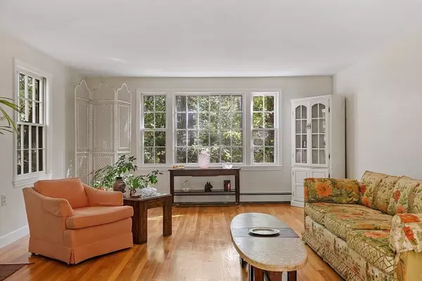 24 Kathleen Dr, Andover, MA 01810