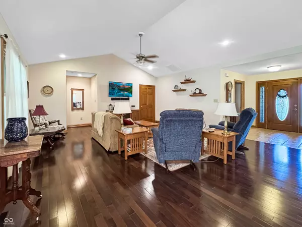 169 Southwind WAY, Greenwood, IN 46142