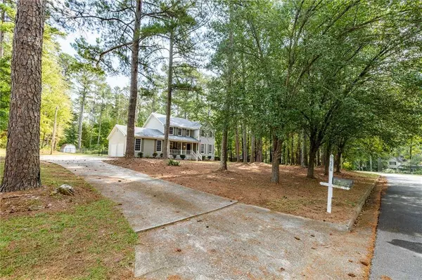 578 Banks RD E, Fayetteville, GA 30214