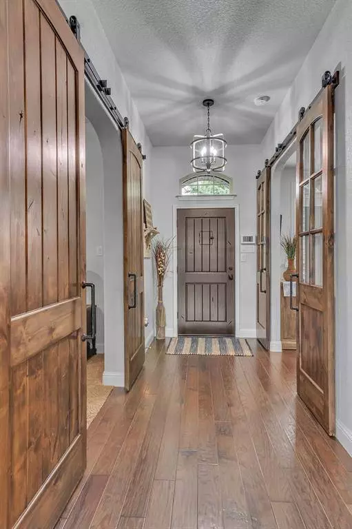 2116 Rosalinda Pass, Fort Worth, TX 76131