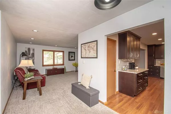 4904 Hickory Woods Trail, Dayton, OH 45432