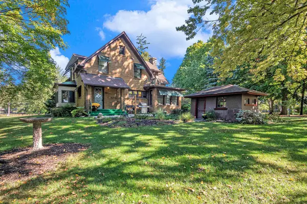 3000 Lake Michigan NW Drive, Grand Rapids, MI 49504