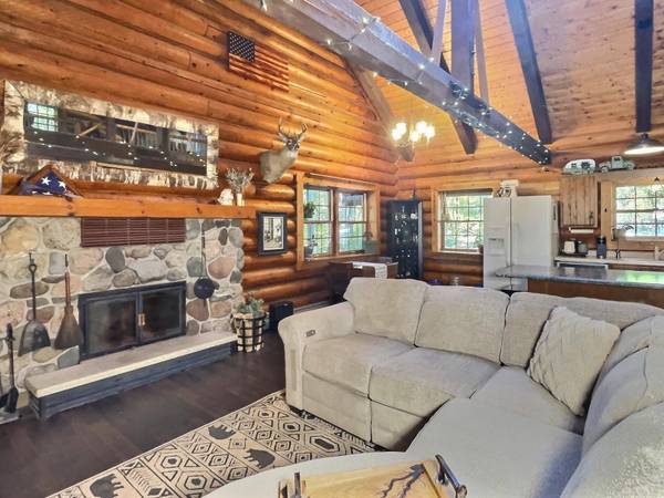 1844 RIVER PINE RD, Eagle River, WI 54521