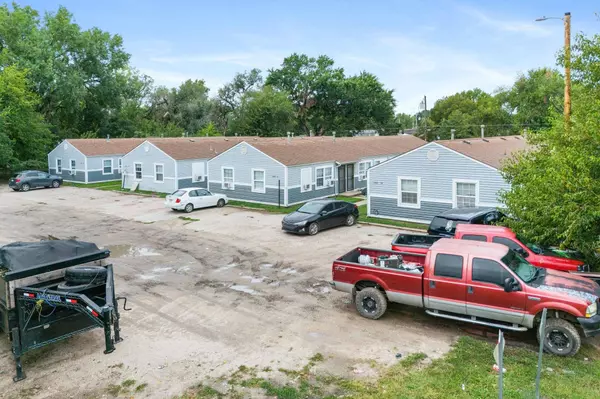 2529-2560 N Park Place, Wichita, KS 67204