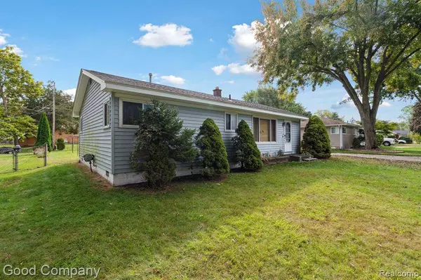 53130 LUANN Drive, Shelby Twp, MI 48316