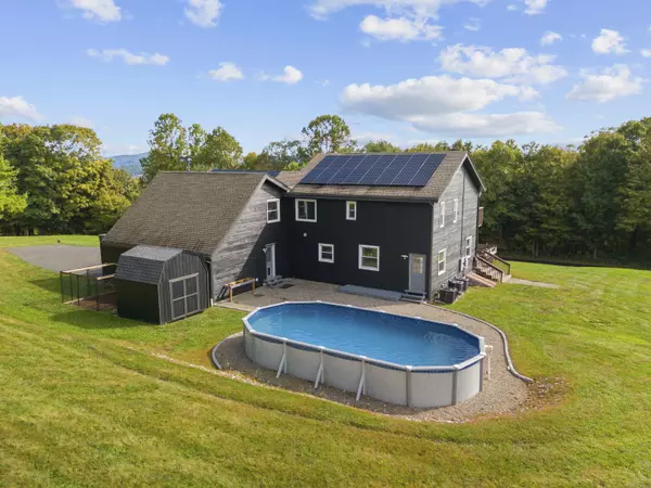 6 Sweet Briar Lane, New Milford, CT 06776