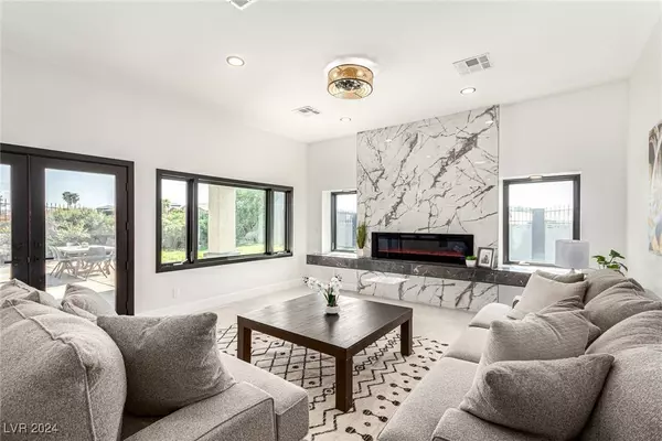 1003 Geneva Avenue, Henderson, NV 89015