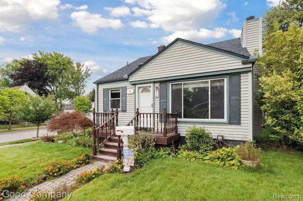 2011 THOMAS Avenue, Berkley, MI 48072