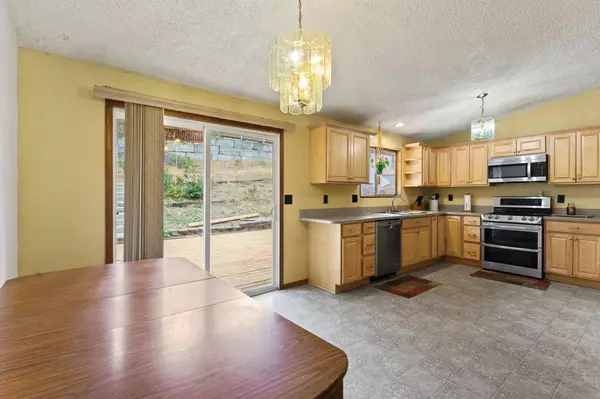 1109 S Edgerton Rd, Spokane Valley, WA 99206