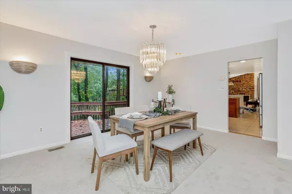 1 MARCIE WOODS CT, Pikesville, MD 21208