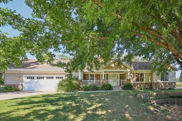 7132 Hickory Run, Waunakee, WI 53597