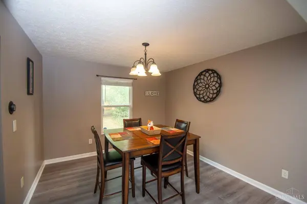 1084 Ridgepointe Dr, Union Twp, OH 45103