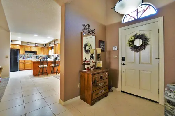 1234 SW Cedar Lane, Lemoore, CA 93245