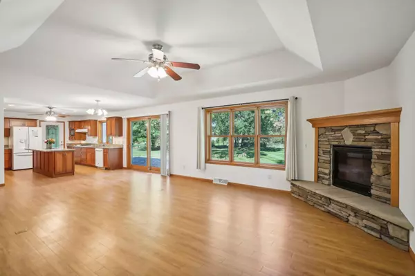 7132 Hickory Run, Waunakee, WI 53597